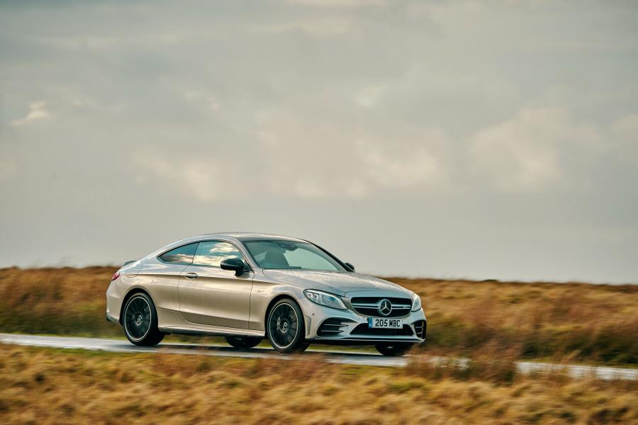  Mercedes-AMG C43 4Matic Coupe (C205) 2018 года  (UK) (фото 1 из 40)